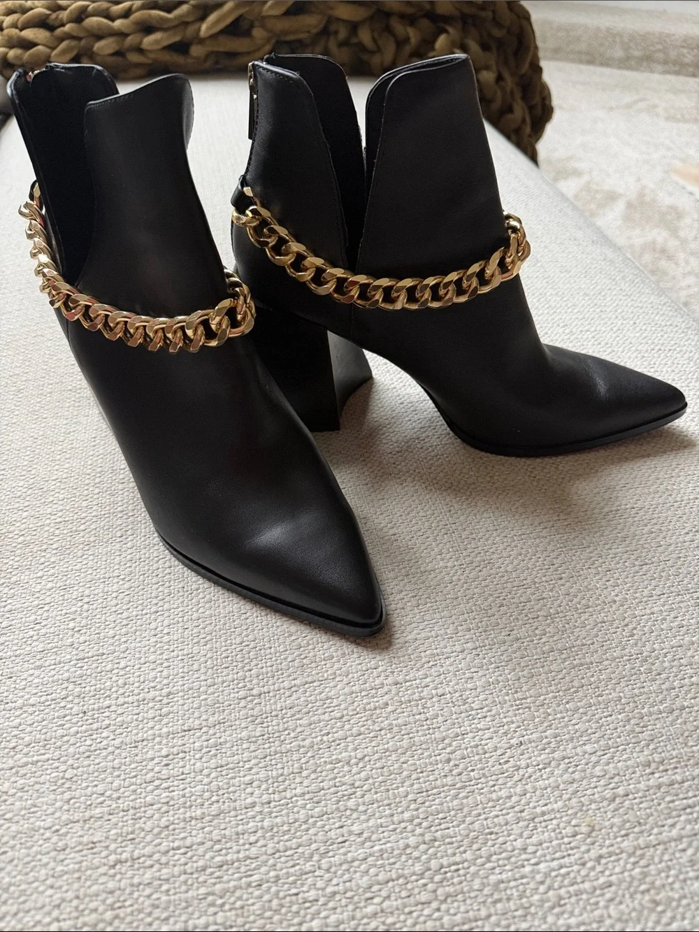 Steve Madden Black Leather Pointed Ankle Boots with Gold Chain